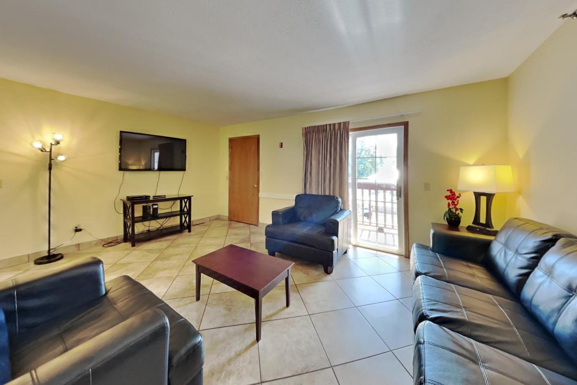 Put-In-Bay Poolview Condo #8 Exterior photo