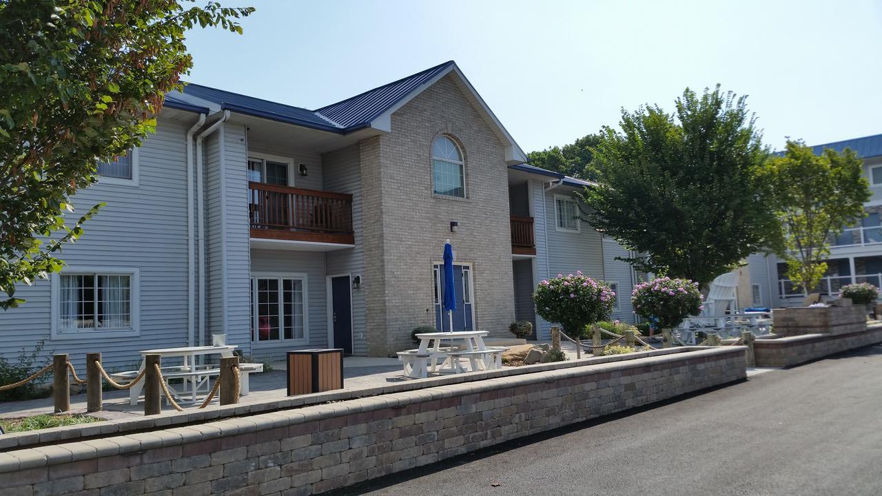 Put-In-Bay Poolview Condo #8 Exterior photo