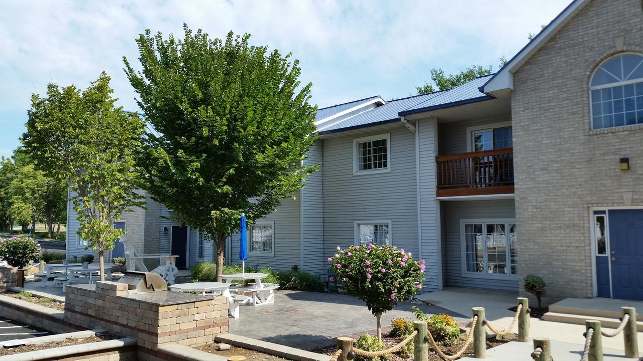Put-In-Bay Poolview Condo #8 Exterior photo